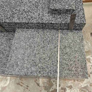 商洛芝麻黑拉丝面