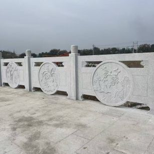 商洛芝麻白河道栏杆 石材栏杆