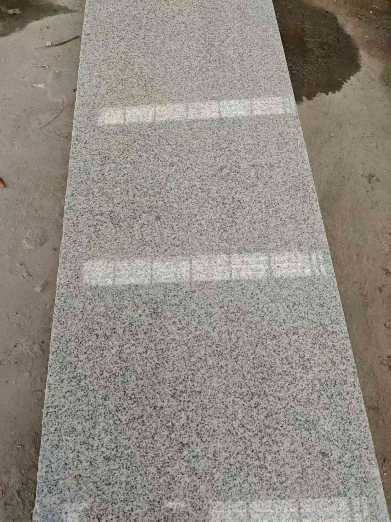 商洛芝麻白光面毛板